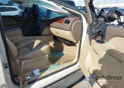 2014 GMC Yukon Slt z USA, uszkodzony, nr VIN 1GKS1CE05ER180227